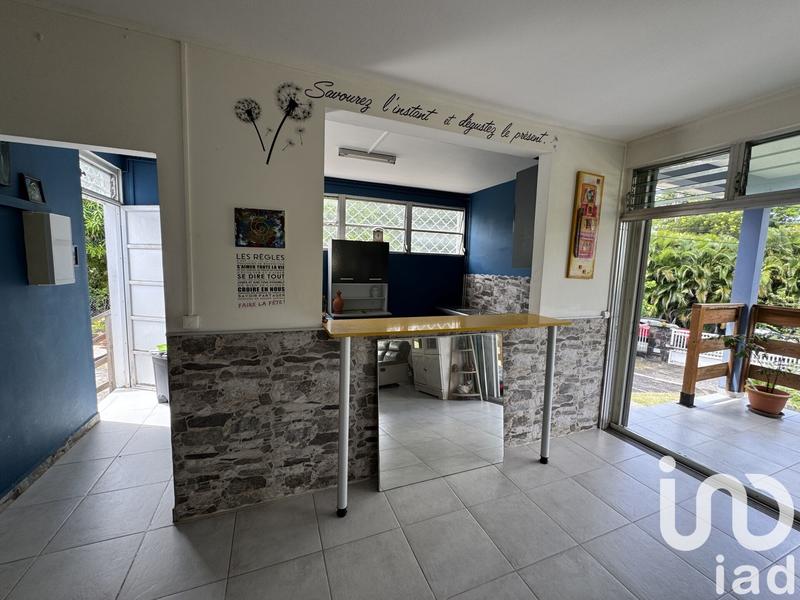 Maison - 250 m² - 4 pièces