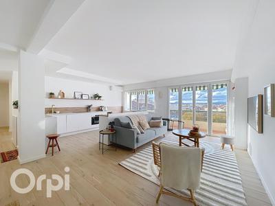 Appartement - 80 m² - 3 pièces