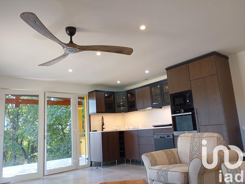 Maison - 485 m² - 10 pièces