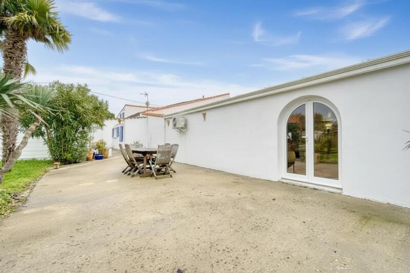 Demeure - 307 m² - 5 pièces