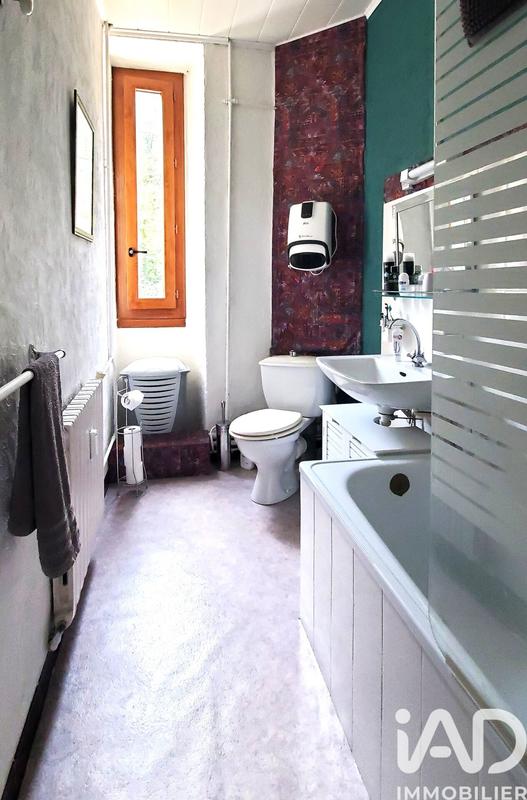 Maison de village - 293 m² - 13 pièces