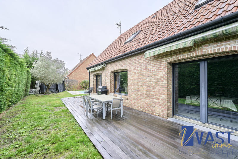 Maison - 127 m² - 5 pièces