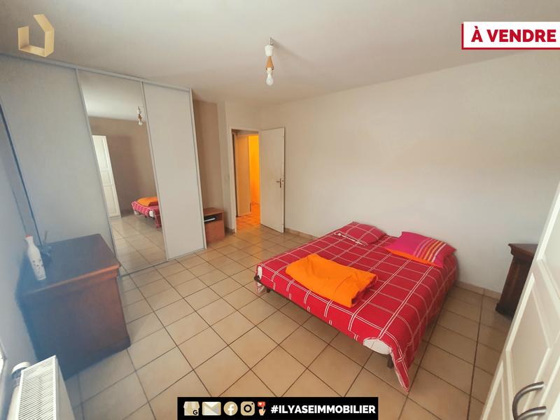 Maison - 159 m² - 7 pièces