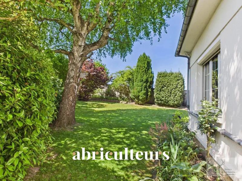 Appartement - 200 m² - 11 pièces