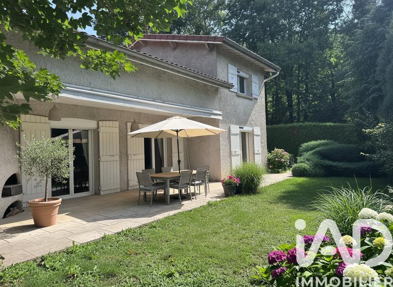 Maison de maîtres - 183 m² - 7 pièces