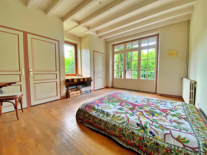 Maison ancienne - 376 m² - 8 pièces