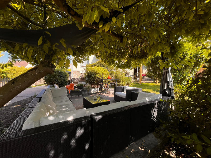 Maison - 161 m² - 8 pièces