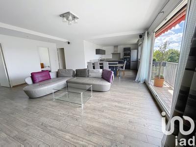 Appartement - 90 m² - 4 pièces