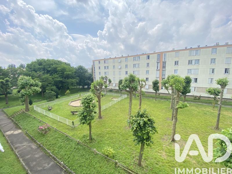 Appartement - 80 m² - 5 pièces