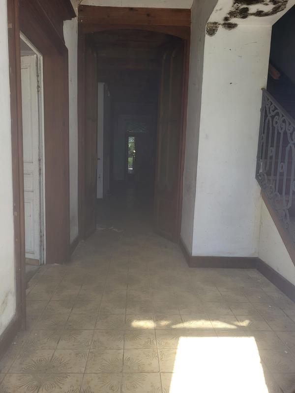 Maison ancienne - 310 m² - 10 pièces