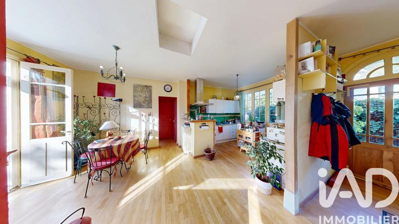 Maison - 86 m² - 5 pièces