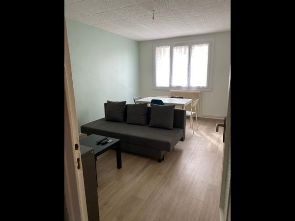 Appartement - 67 m² - 4 pièces