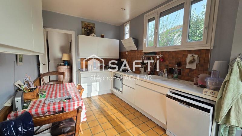 Maison - 157 m² - 6 pièces