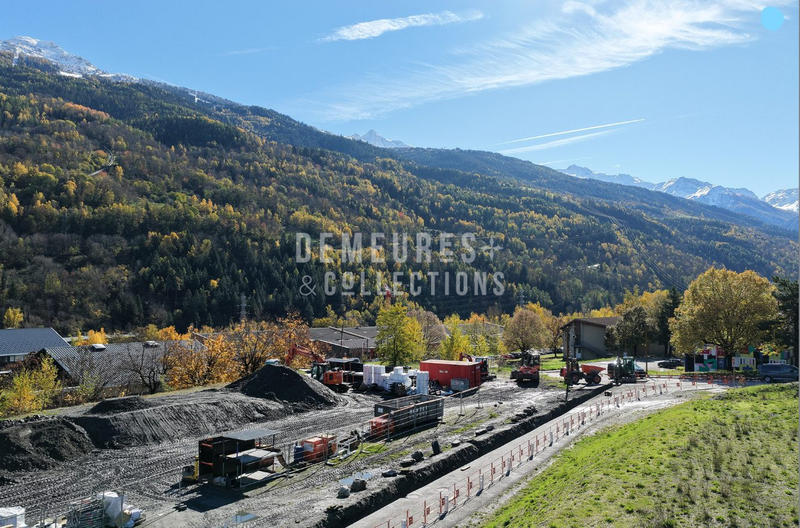 Appartement - 93 m² - 5 pièces