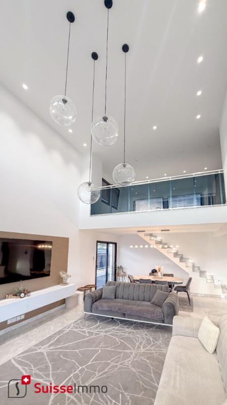 Maison - 176 m² - 6 pièces