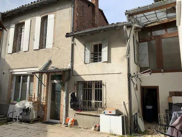 Immeuble - 304 m² - 20 pièces