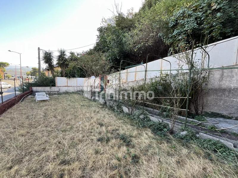 Appartement - 102 m² - 5 pièces