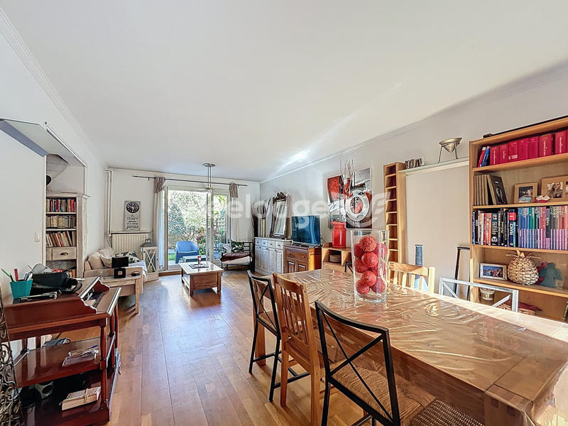 Maison - 99 m² - 5 pièces