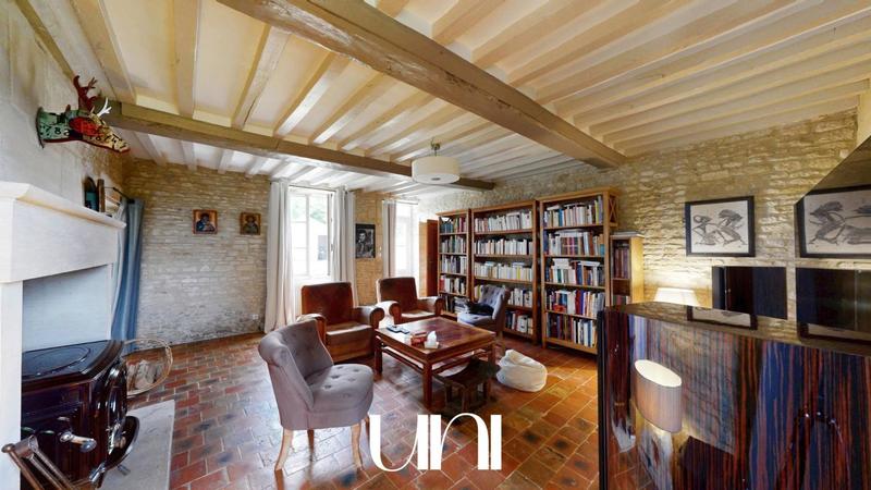 Maison - 228 m² - 7 pièces