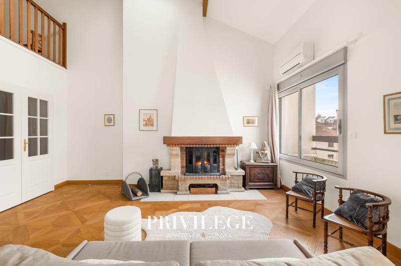 Duplex - 192 m² - 6 pièces