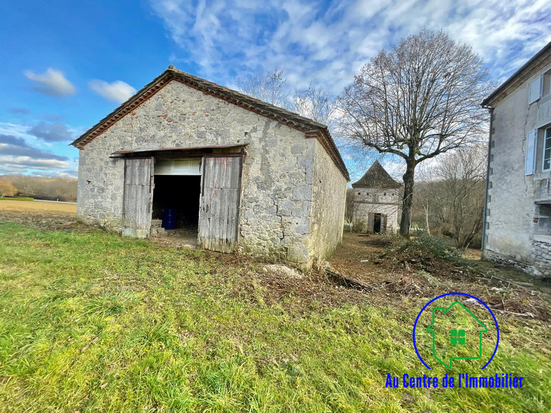 Maison - 343 m² - 6 pièces