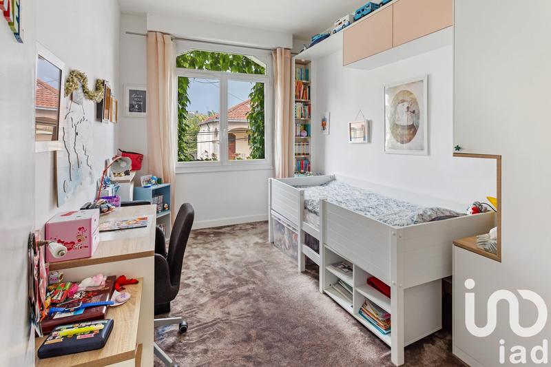 Maison - 205 m² - 5 pièces