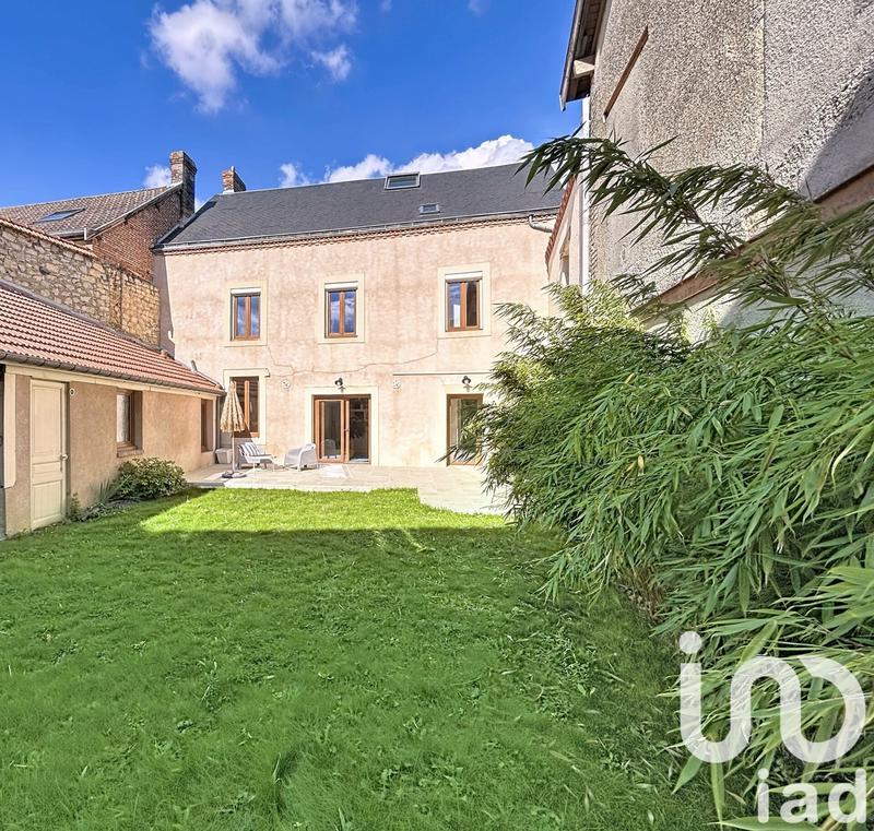 Maison de village - 217 m² - 7 pièces