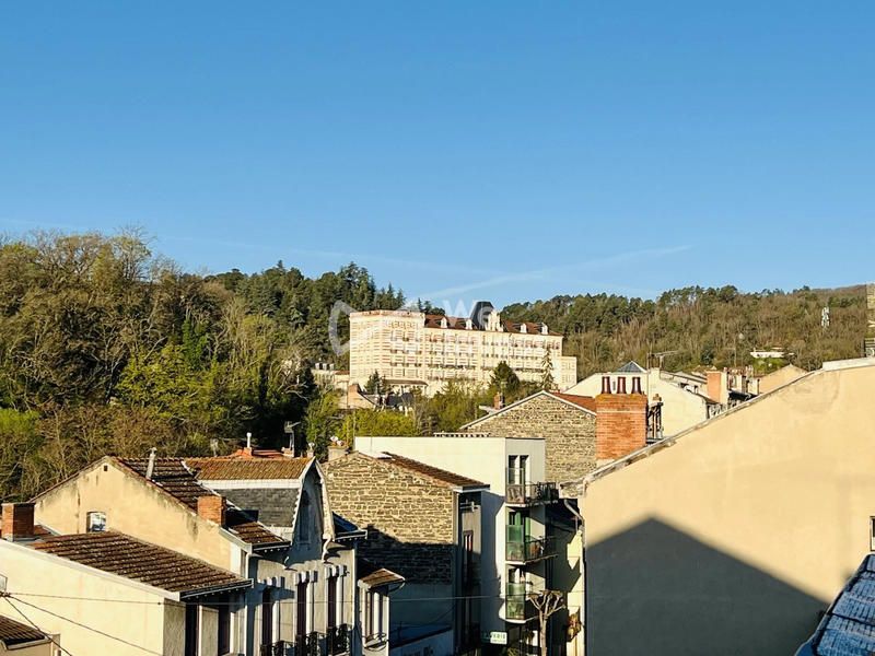 Appartement - 92 m² - 4 pièces