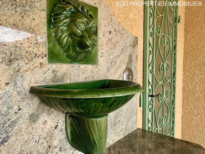 Villa - 297 m² - 7 pièces