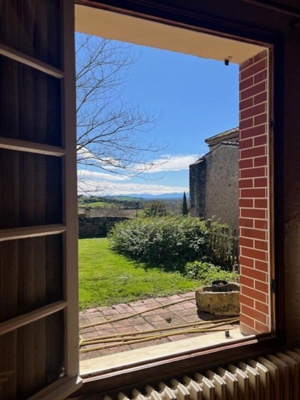 Maison - 216 m² - 8 pièces