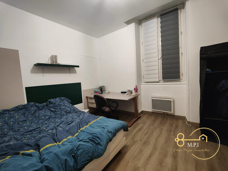 Maison - 158 m² - 10 pièces