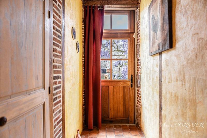 Maison - 245 m² - 7 pièces