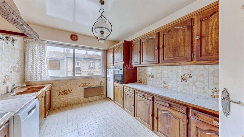 Appartement - 195 m² - 7 pièces