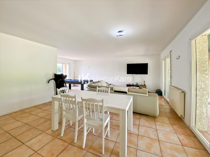 Maison - 140 m² - 6 pièces