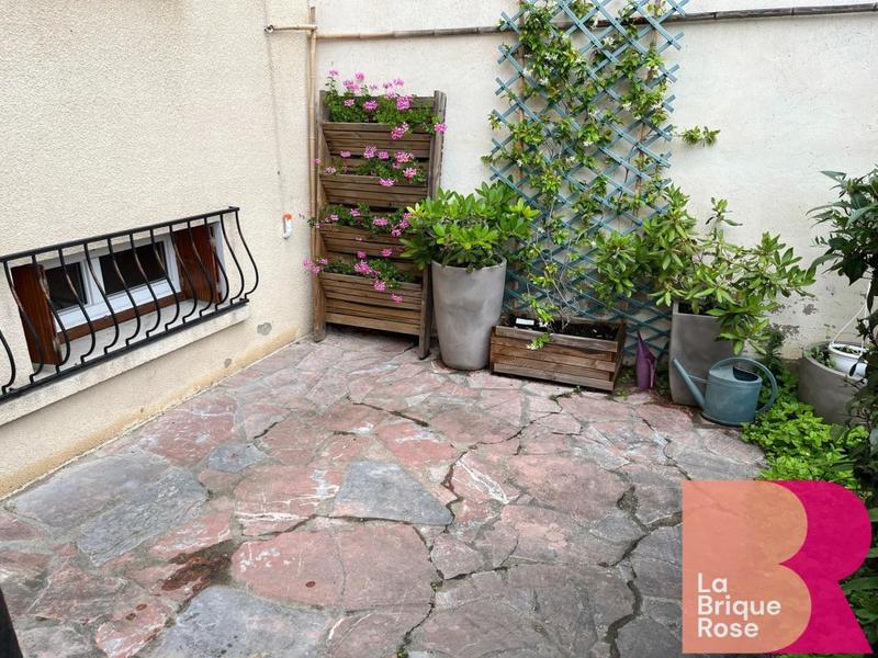 Maison - 200 m² - 9 pièces