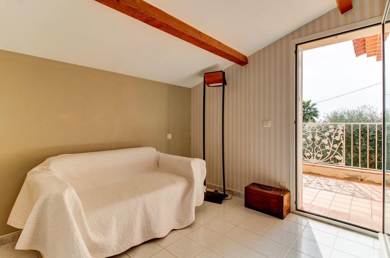 Propriété - 317 m² - 9 pièces