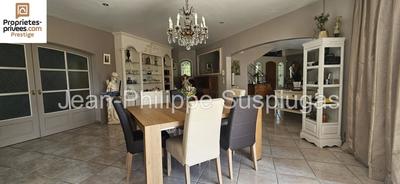 Maison - 260 m² - 7 pièces