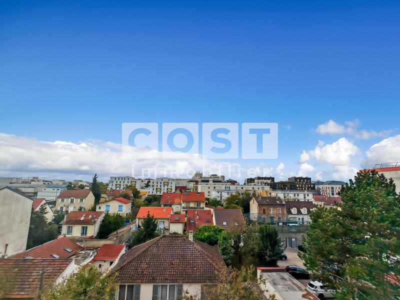 Appartement - 81 m² - 4 pièces