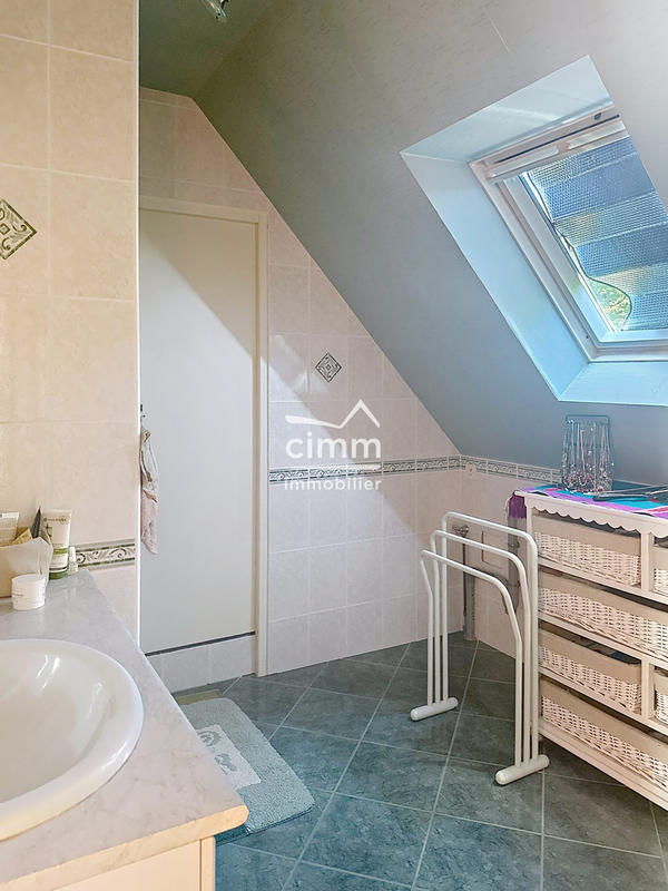 Maison - 154 m² - 8 pièces