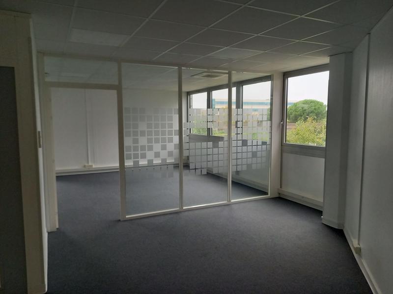 Bureau - 142 m²