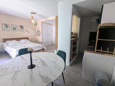 Studio - 28 m² - 1 pièce