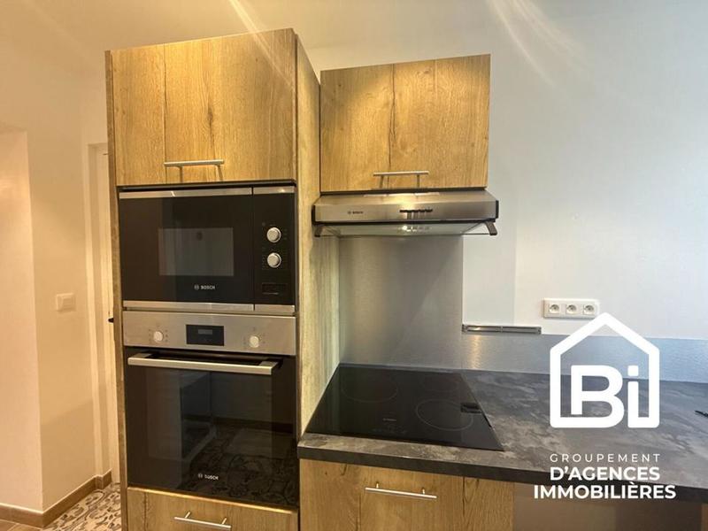 Studio - 30 m² - 1 pièce