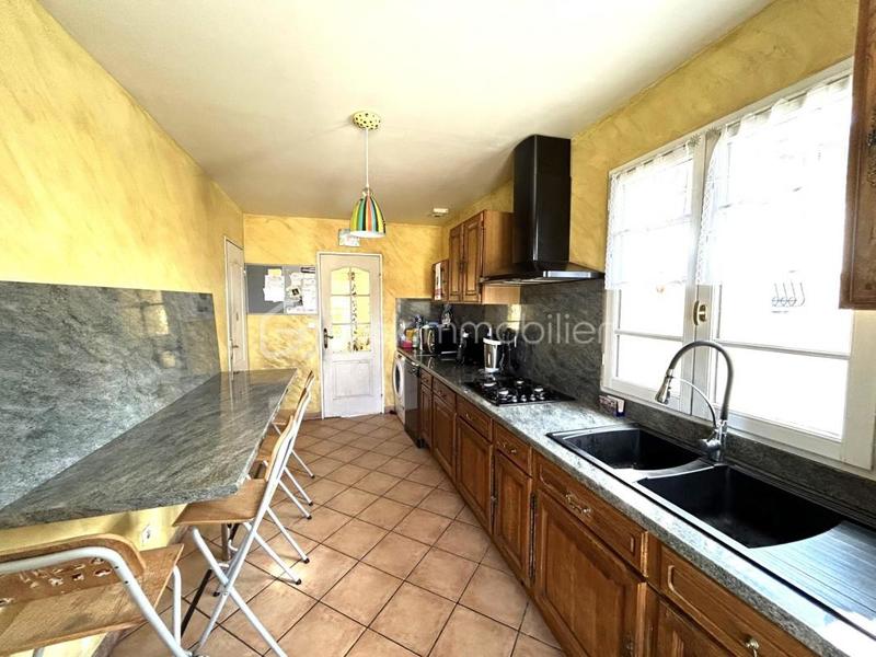 Maison - 94 m² - 4 pièces