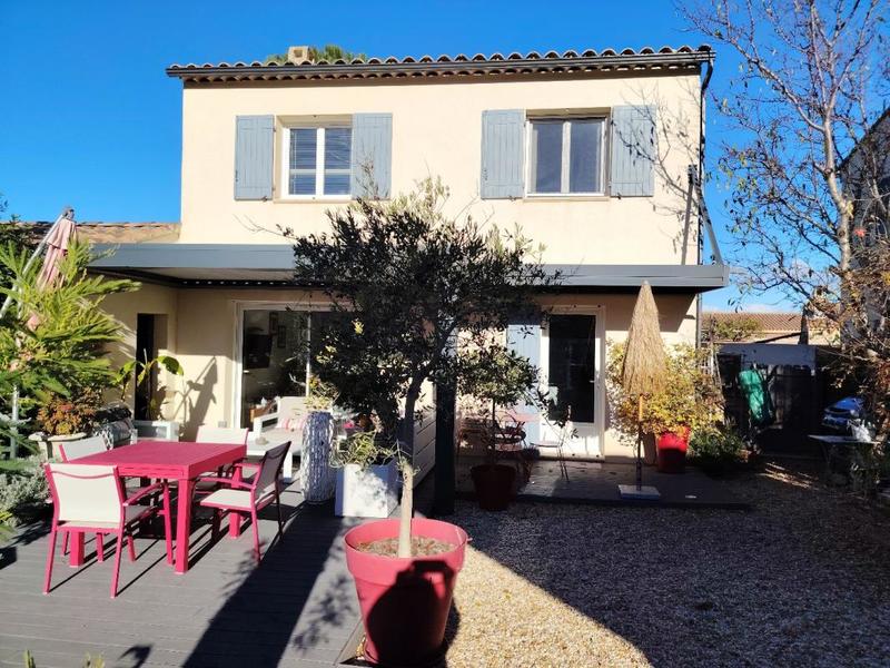 Maison - 87 m² - 4 pièces