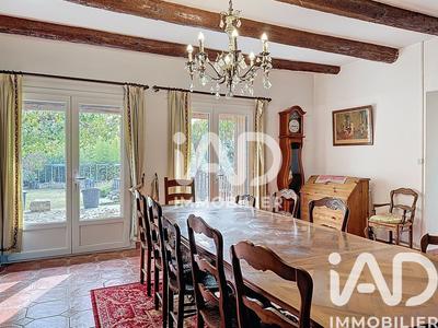 Maison - 269 m² - 7 pièces