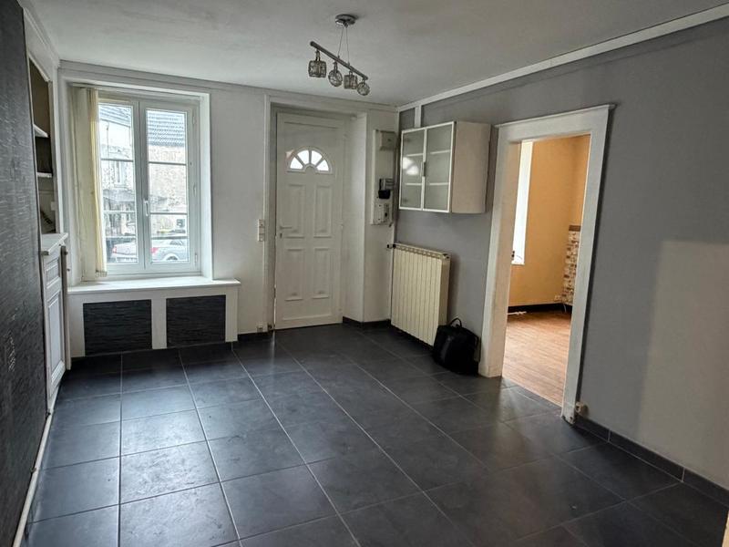 Maison - 99 m² - 5 pièces