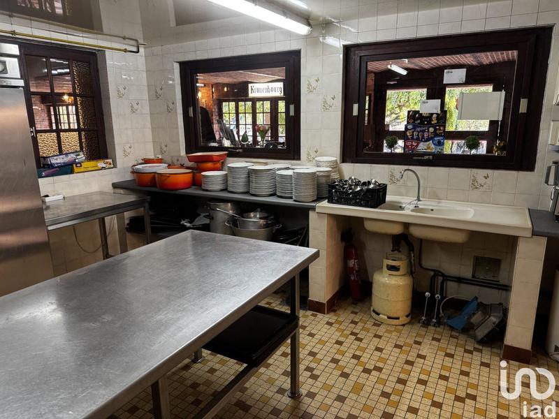 Local commercial - 450 m² - 6 pièces