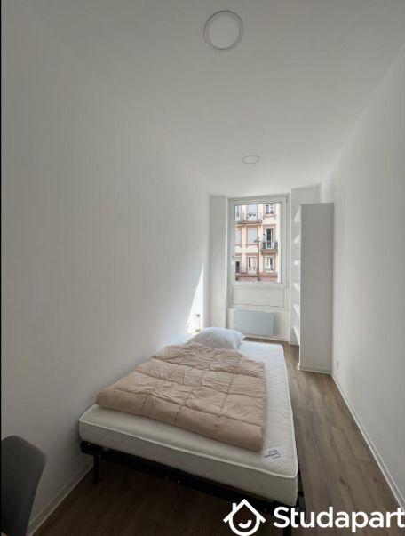 Chambre - 12 m² - 1 pièce