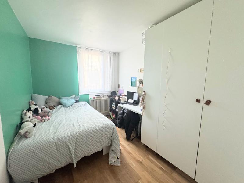 Appartement - 98 m² - 5 pièces