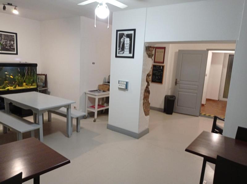 Maison - 285 m² - 11 pièces